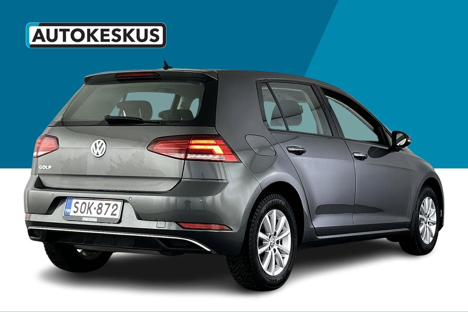 Volkswagen Golf iso kuva 9