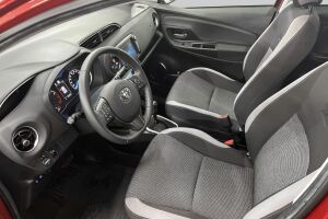 Toyota Yaris esikatselu 8