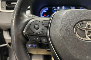 Toyota RAV4 esikatselu 16