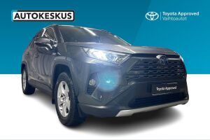 Toyota RAV4 esikatselu 2