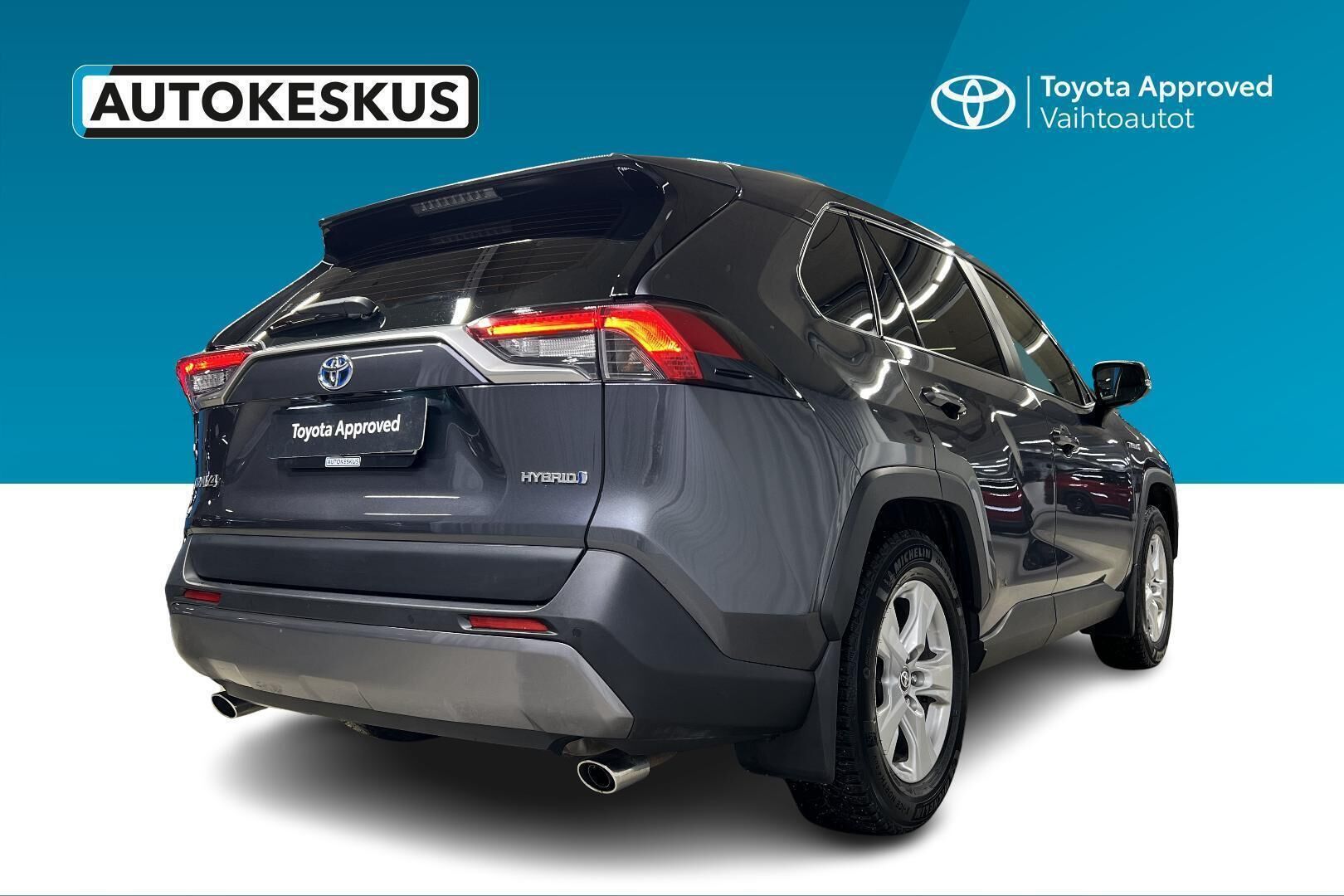 Toyota RAV4 iso kuva 4