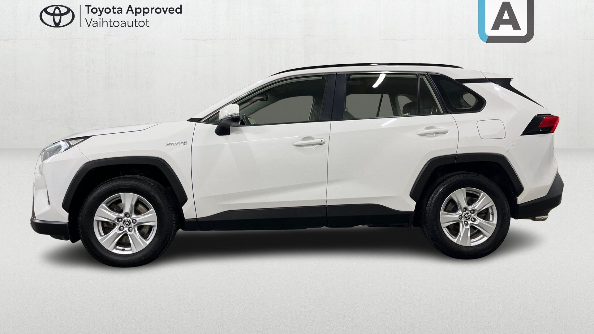 Toyota RAV4 iso kuva 1