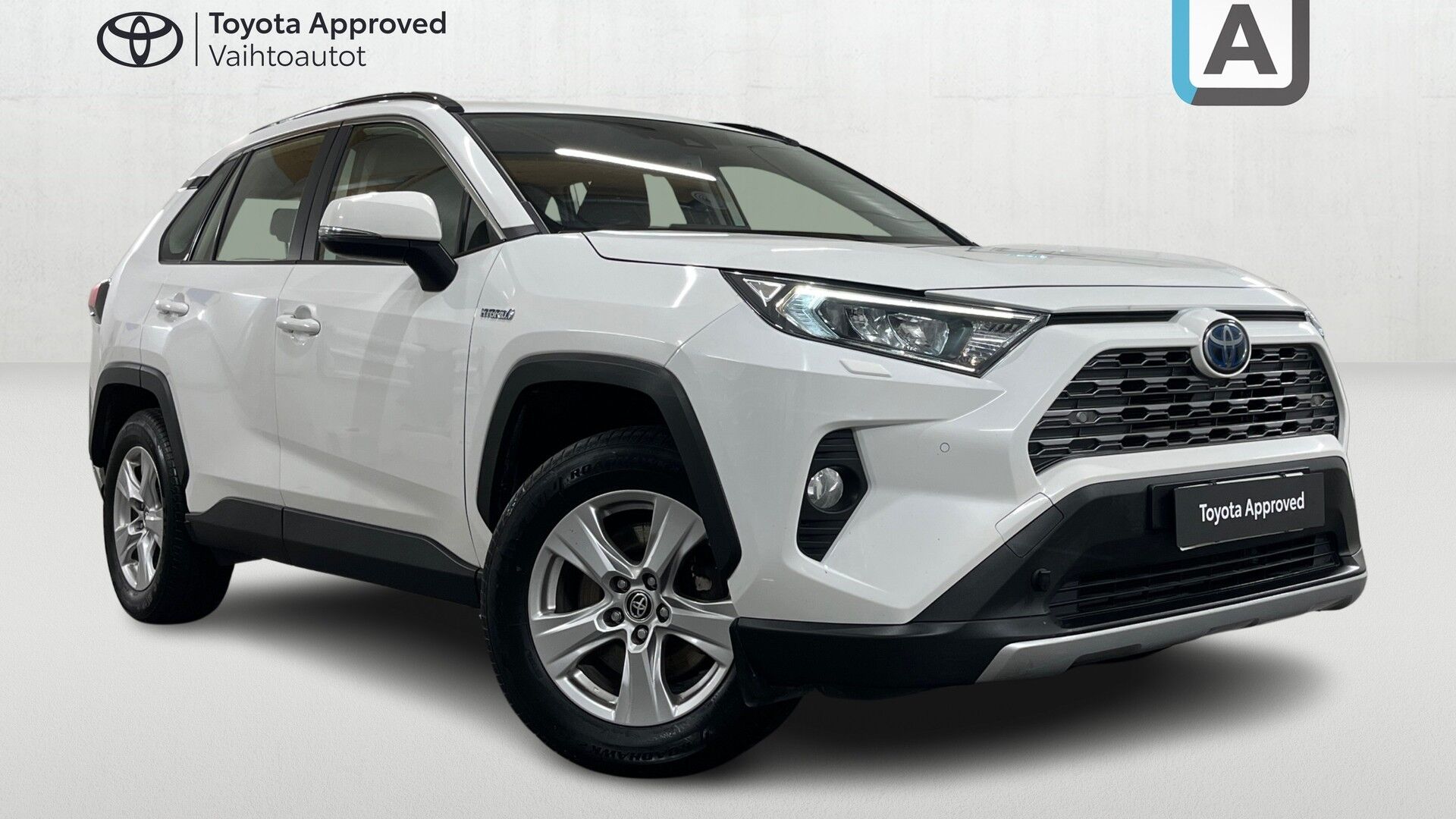 Toyota RAV4 iso kuva 5