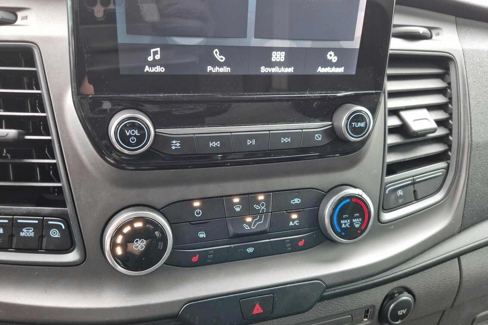 Ford Transit iso kuva 10
