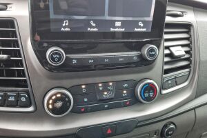 Ford Transit esikatselu 10
