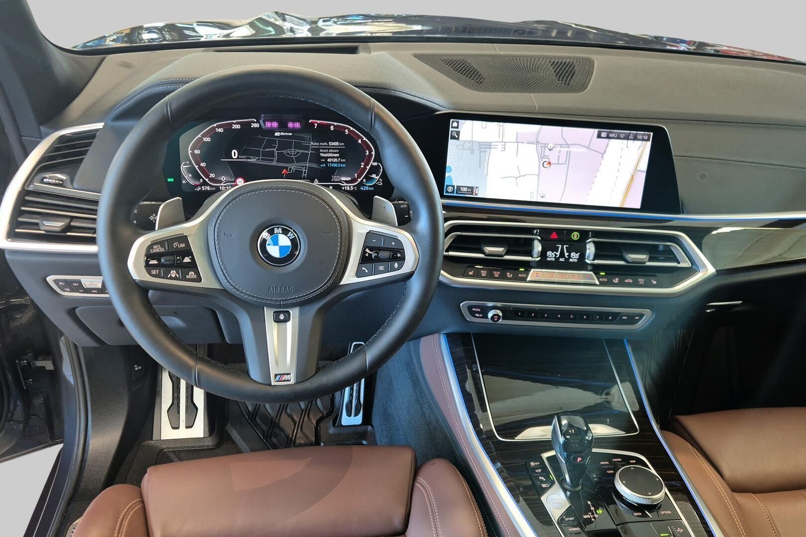 BMW X5 iso kuva 10