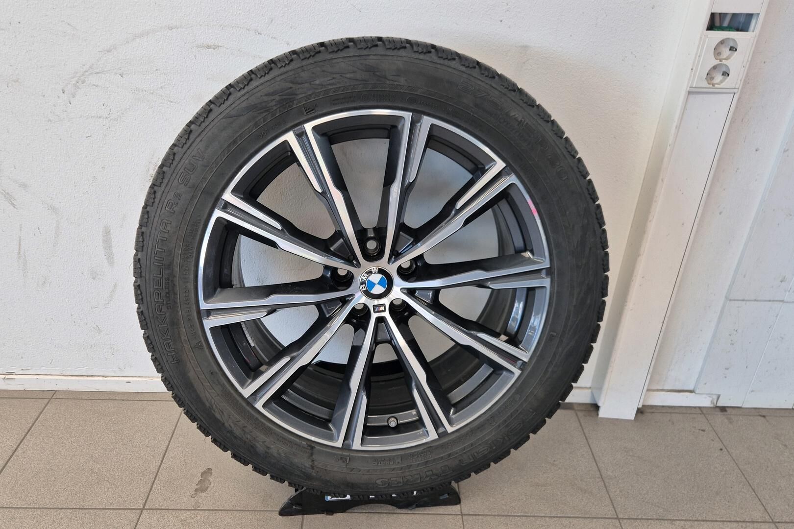 BMW X5 iso kuva 23