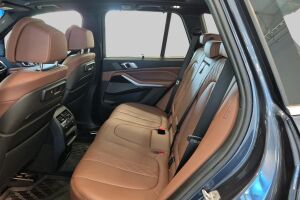 BMW X5 esikatselu 9