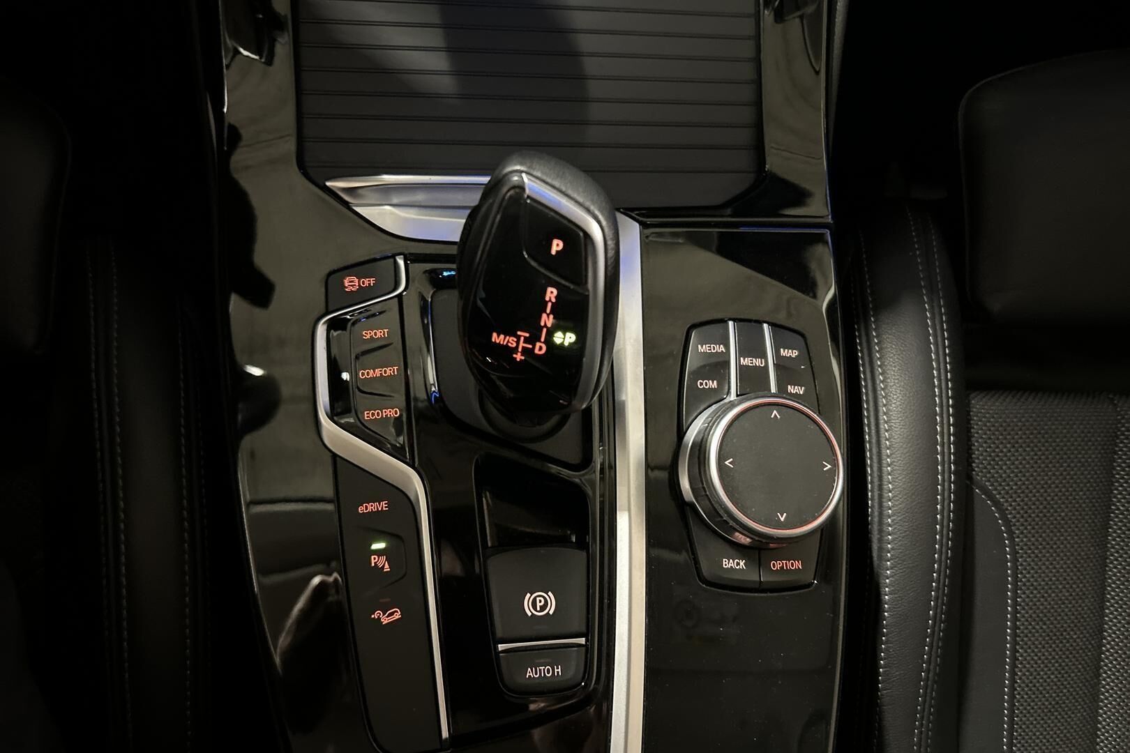 BMW X3 iso kuva 35