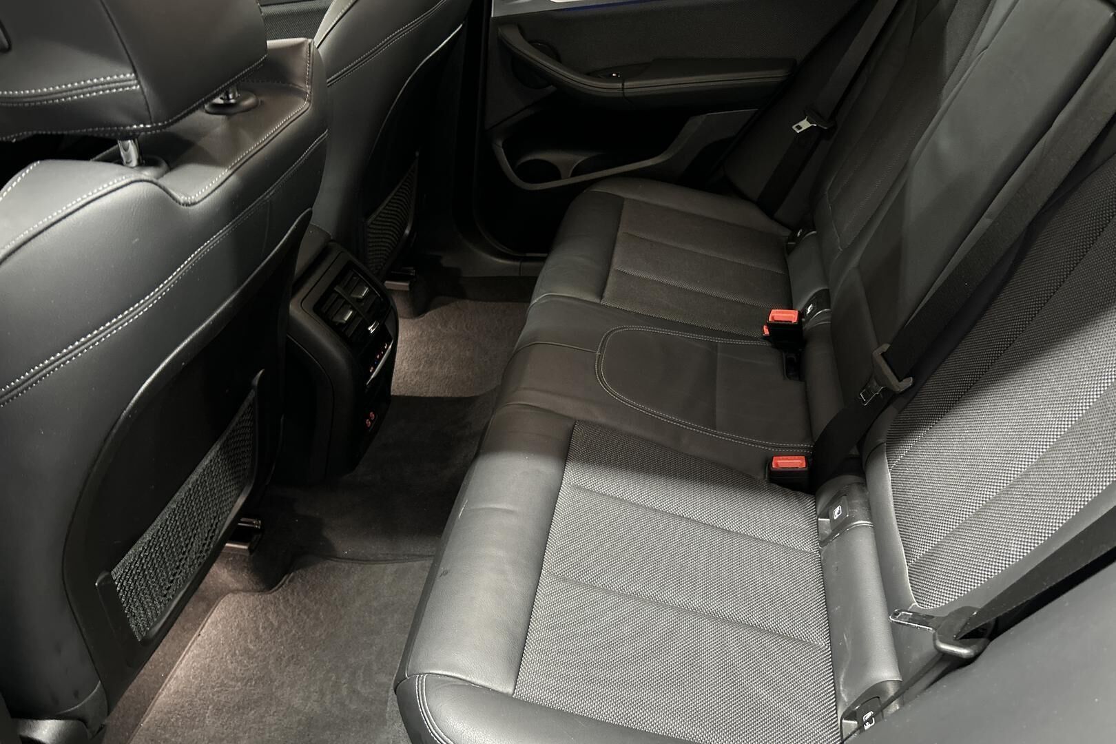 BMW X3 iso kuva 8