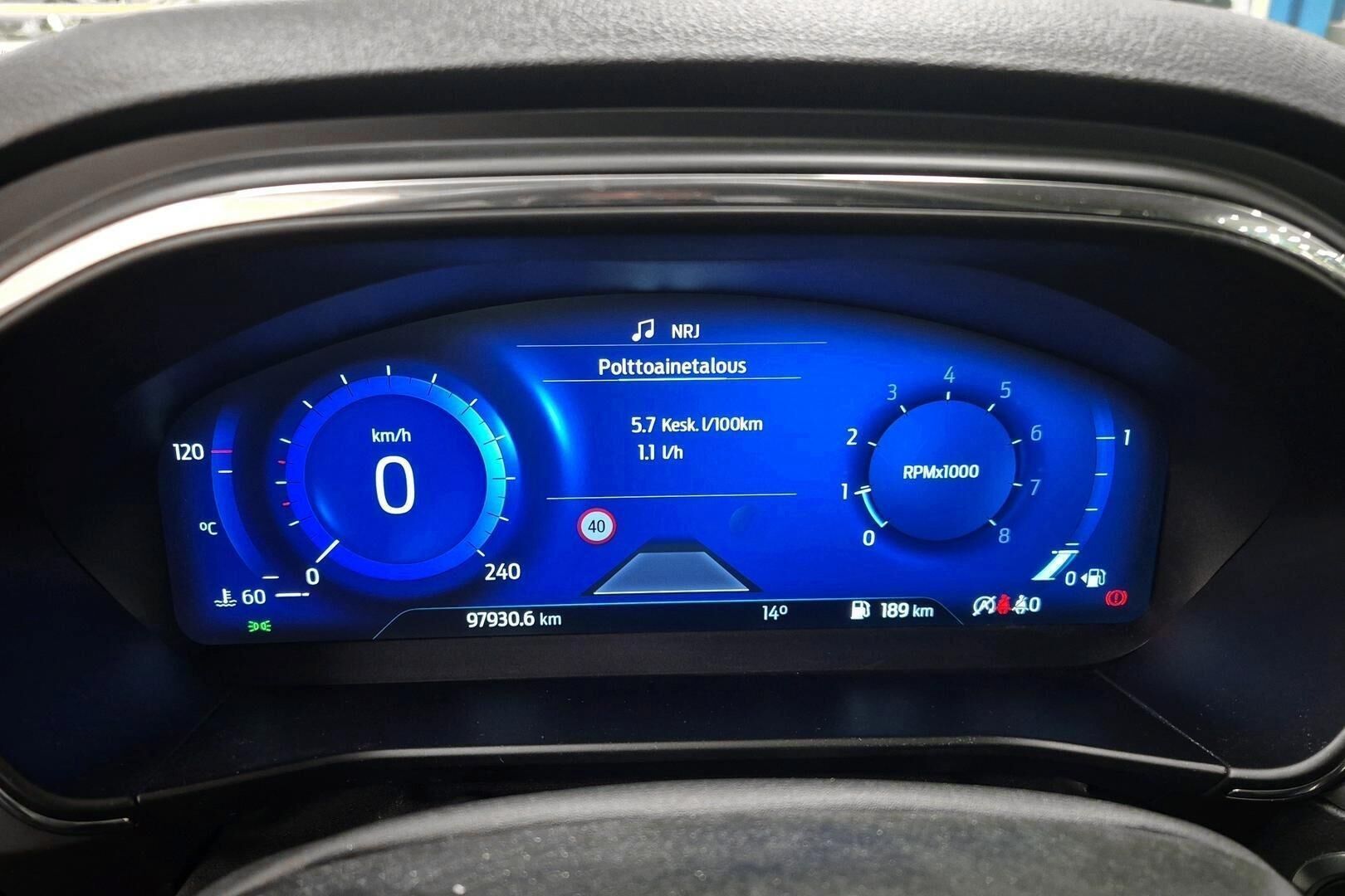 Ford Focus iso kuva 14