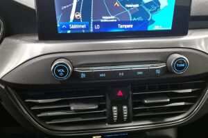 Ford Focus esikatselu 16