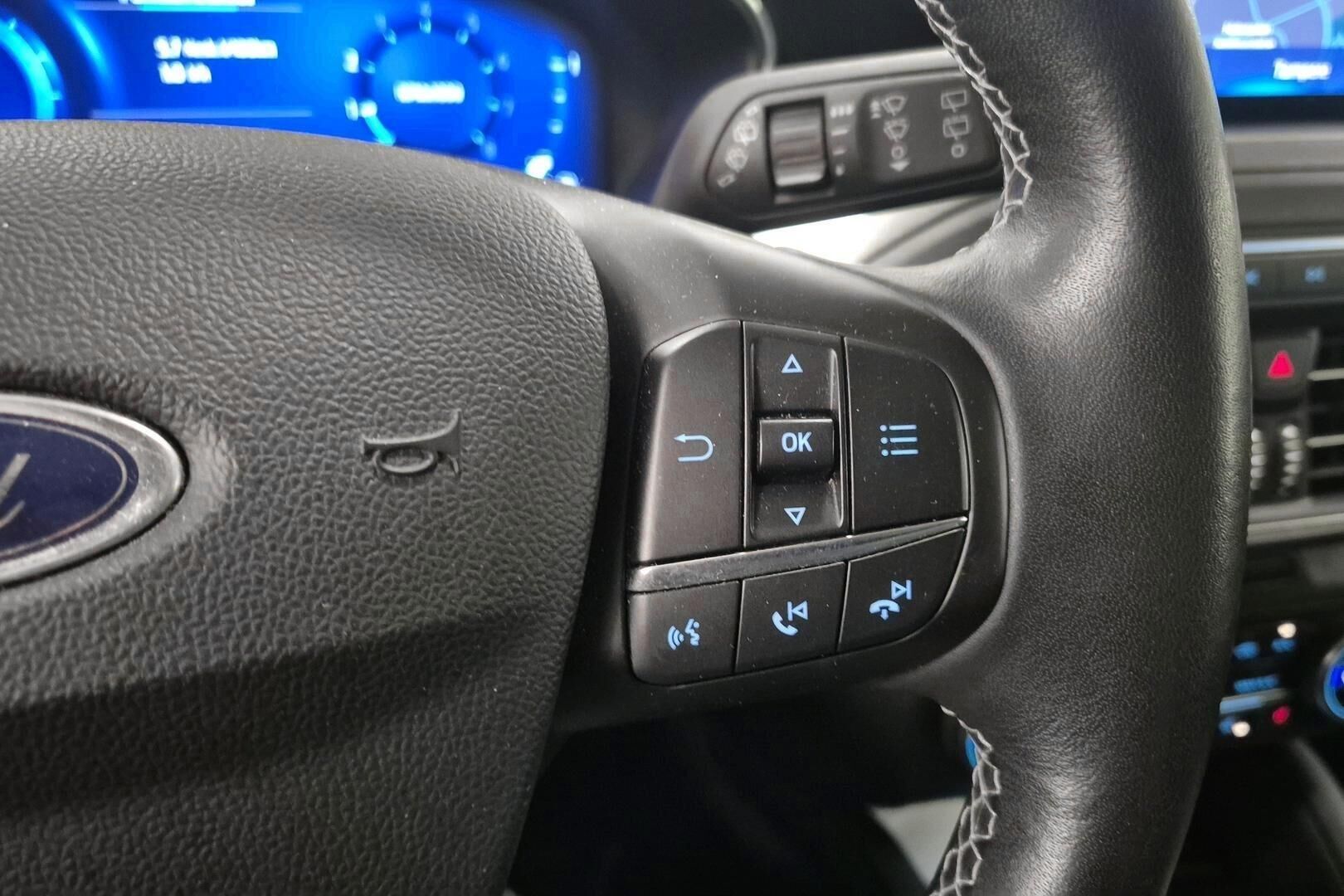 Ford Focus iso kuva 19