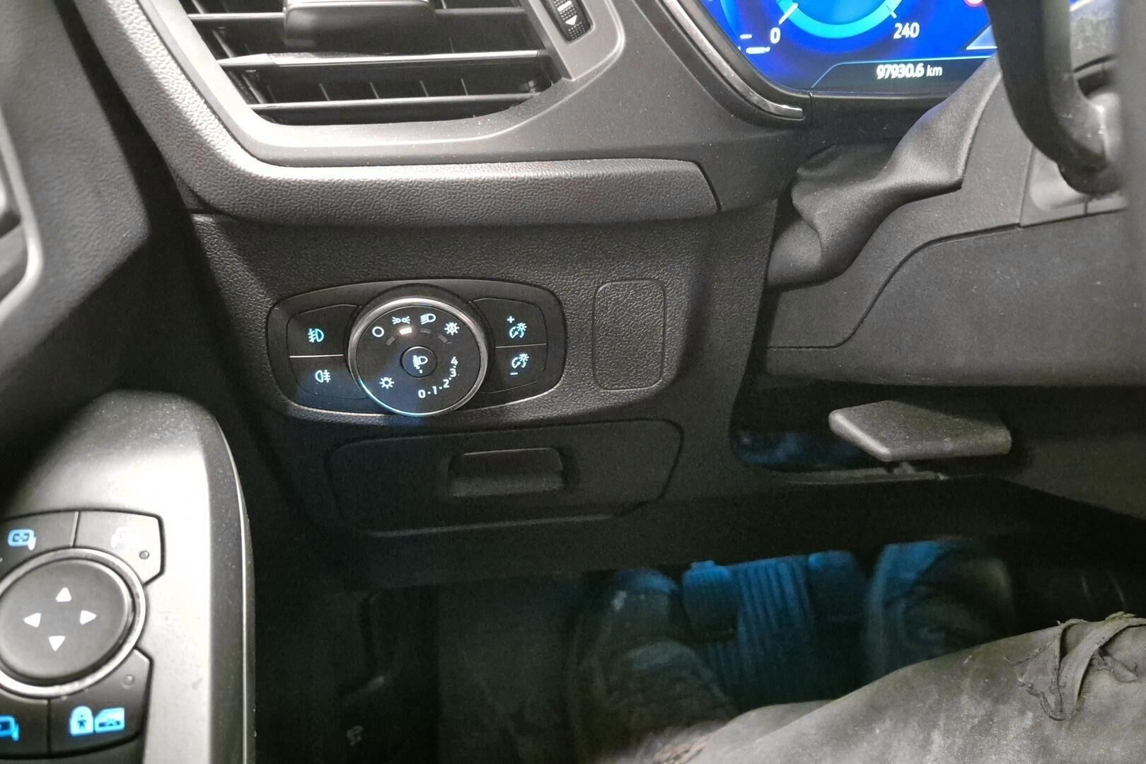 Ford Focus iso kuva 22