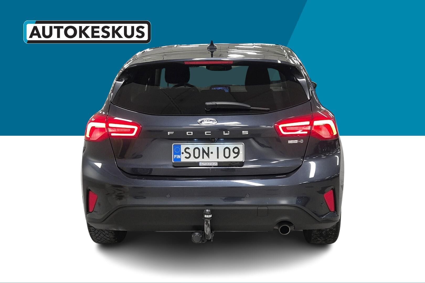 Ford Focus iso kuva 6