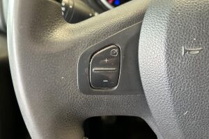 Nissan NV300 esikatselu 25