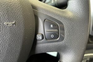 Nissan NV300 esikatselu 26