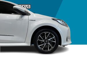 Toyota Yaris esikatselu 11