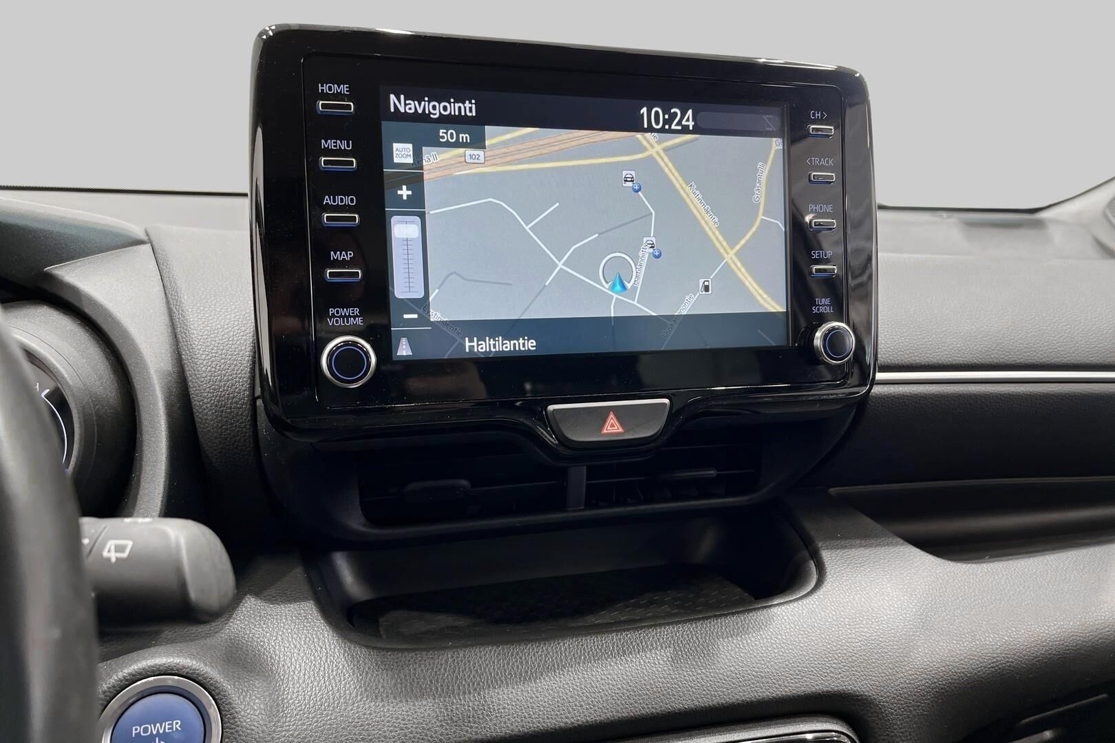 Toyota Yaris iso kuva 13