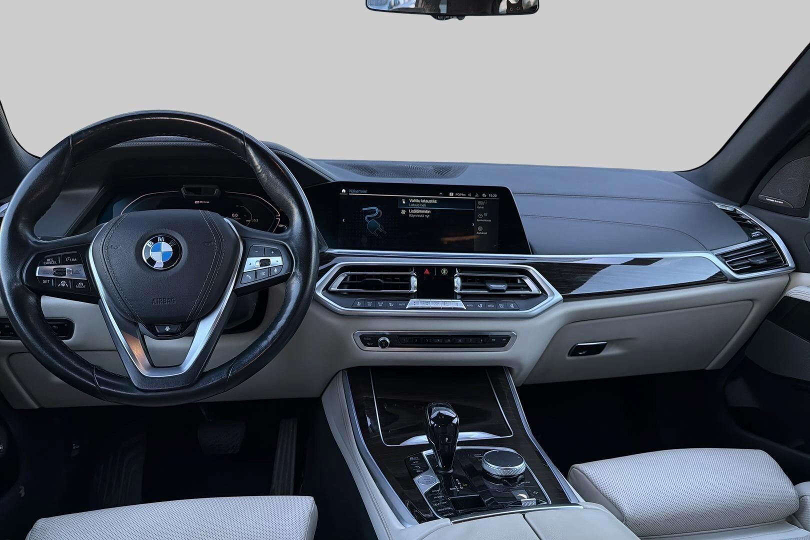BMW X5 iso kuva 2