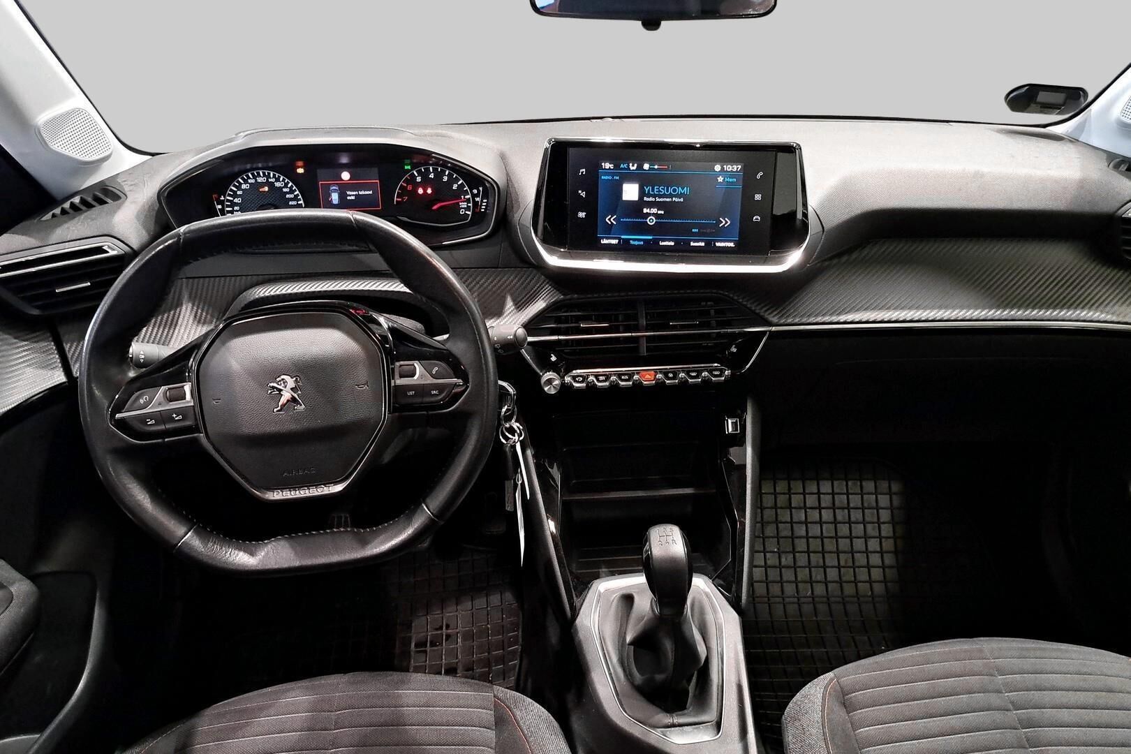 Peugeot 208 iso kuva 3