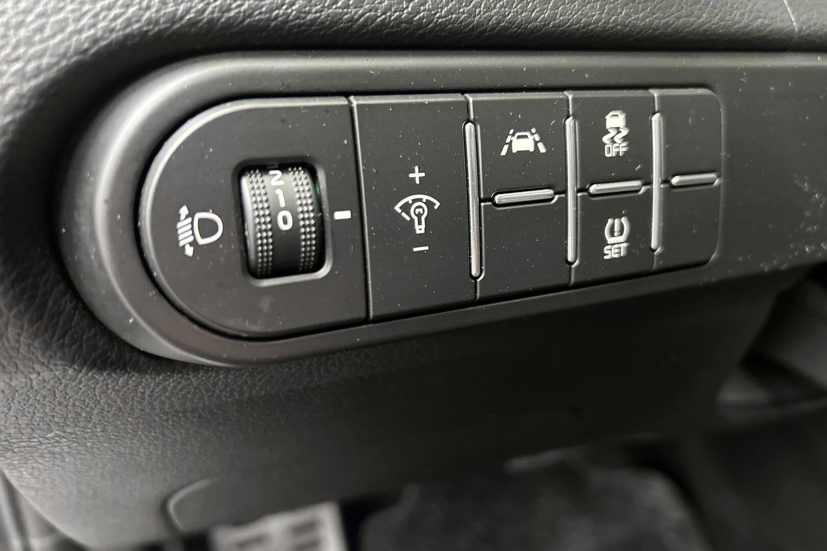Kia ProCeed iso kuva 15