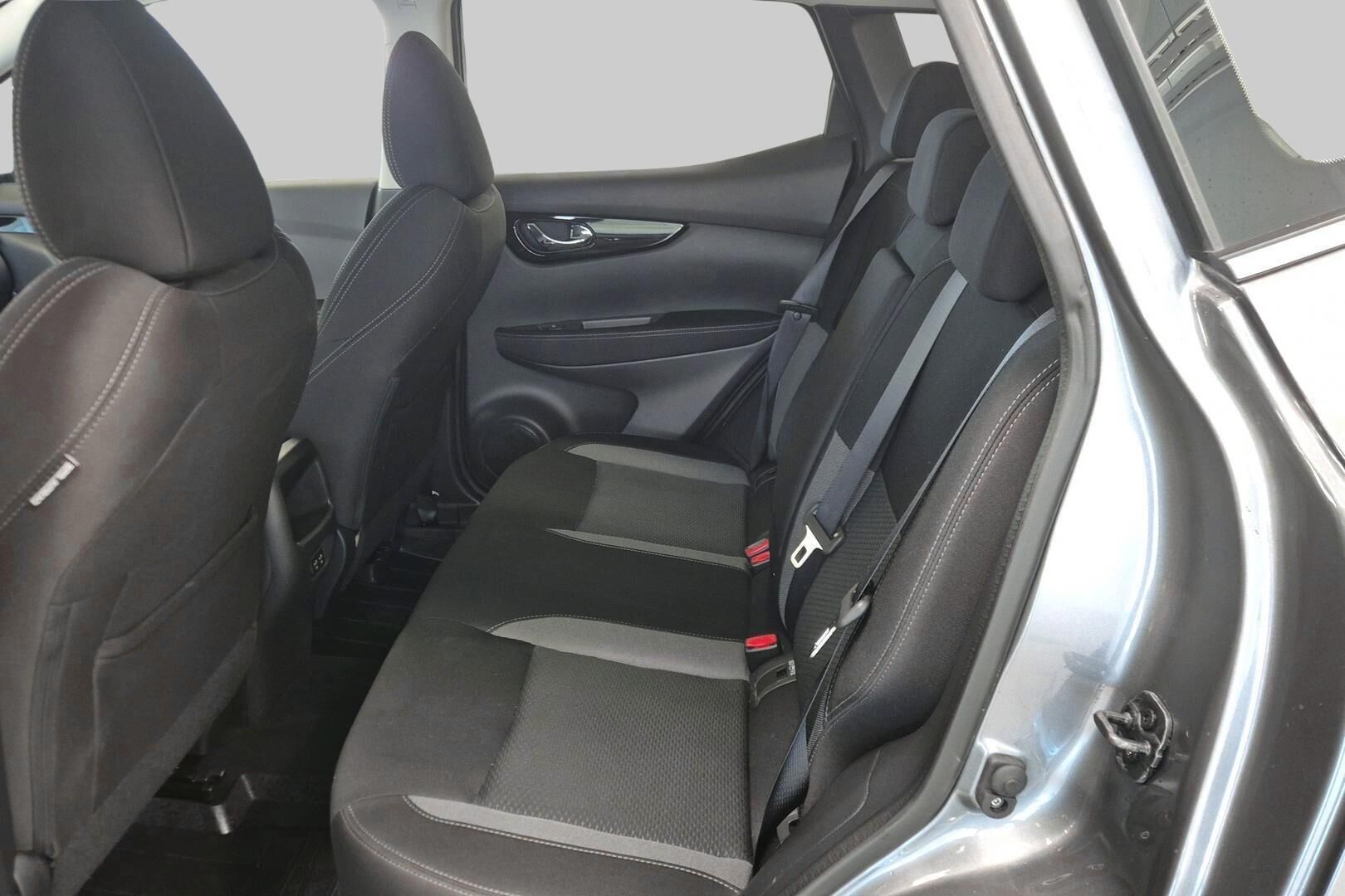 Nissan Qashqai iso kuva 9