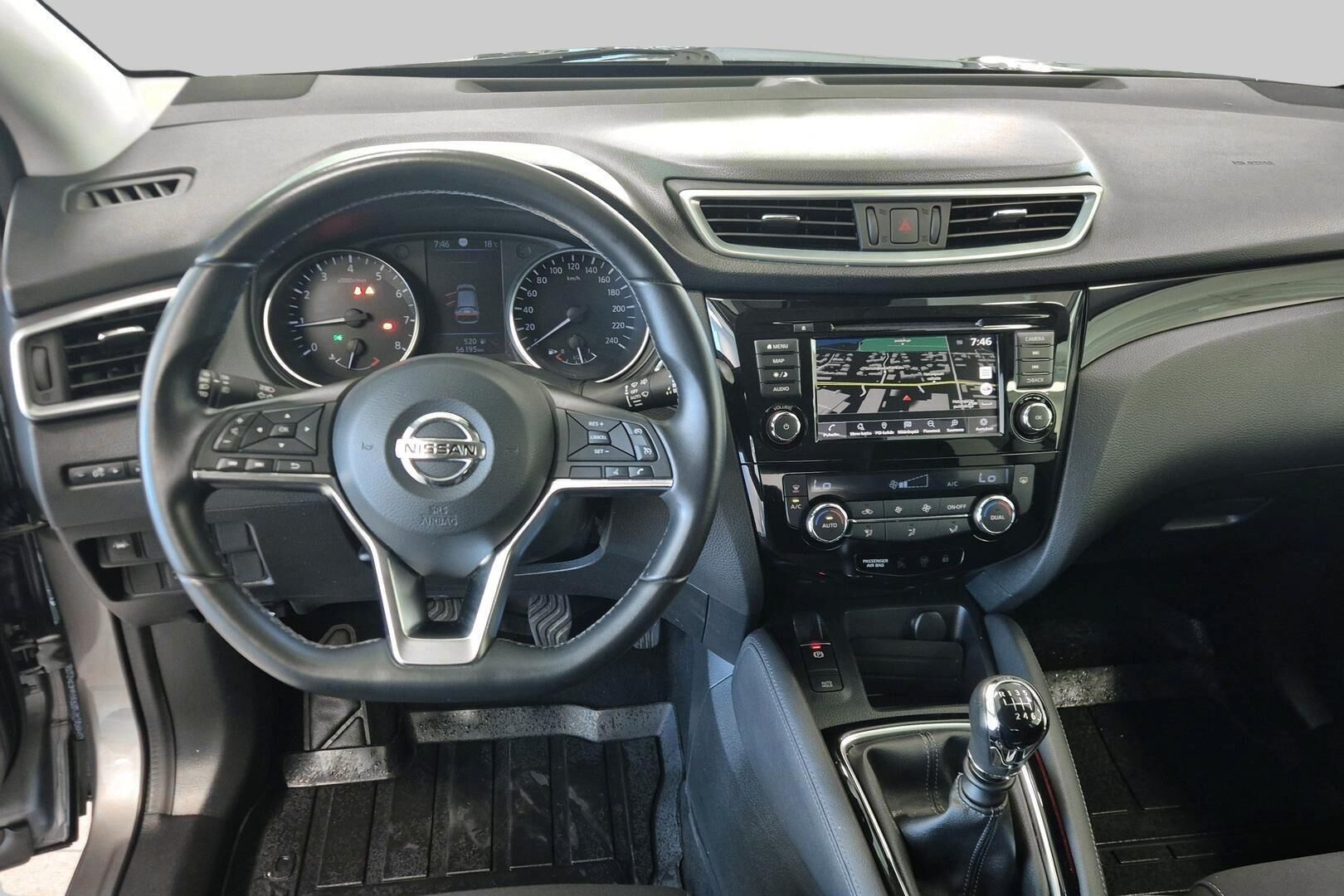 Nissan Qashqai iso kuva 10