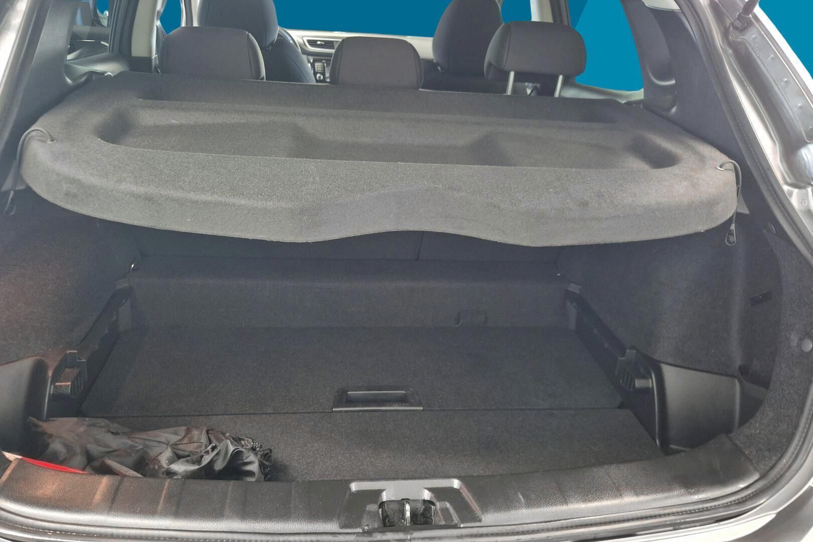 Nissan Qashqai iso kuva 11