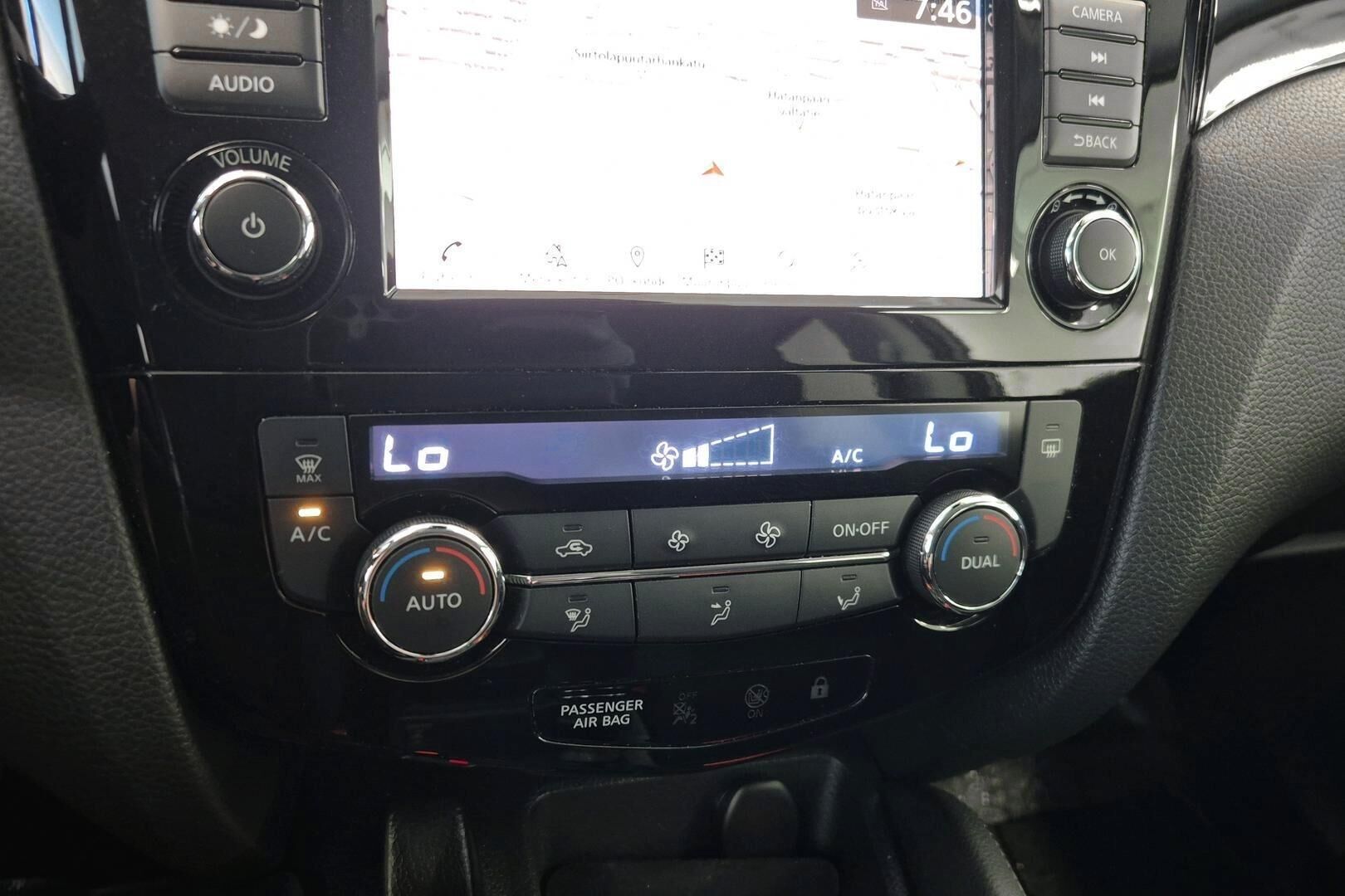 Nissan Qashqai iso kuva 22