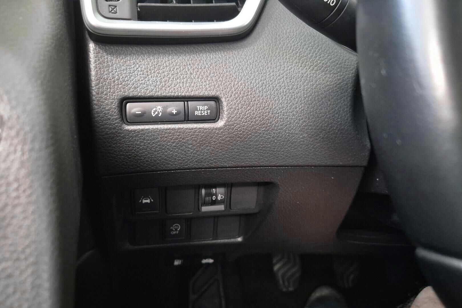 Nissan Qashqai iso kuva 16