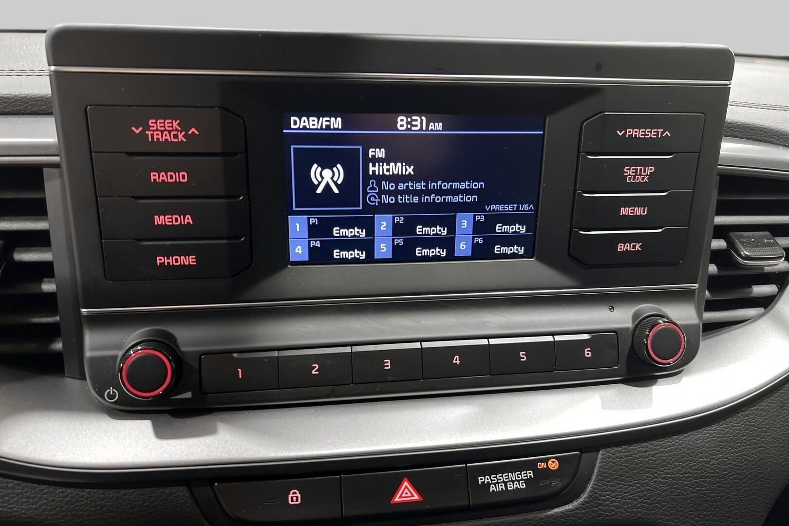 Kia Ceed iso kuva 19
