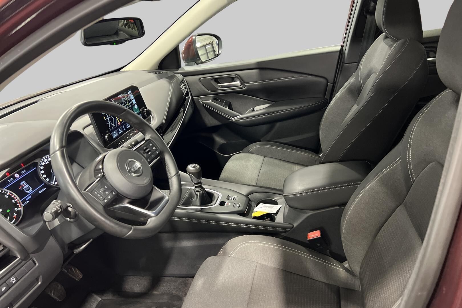 Nissan Qashqai iso kuva 9