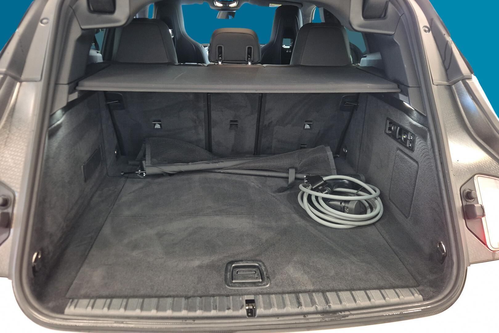 BMW iX iso kuva 12