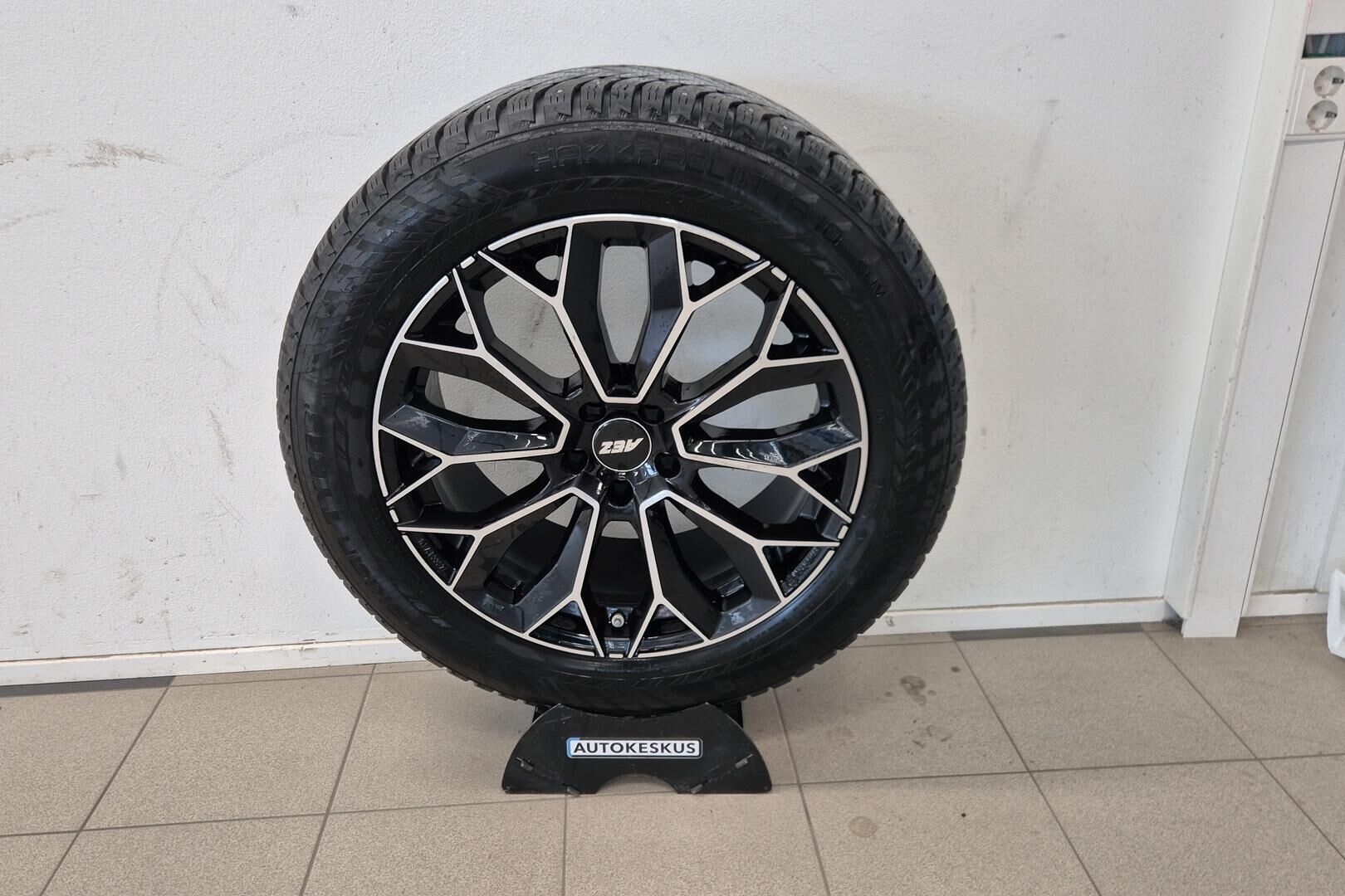 BMW iX iso kuva 21