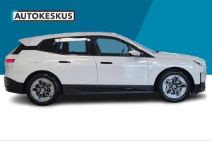 BMW iX esikatselu 4