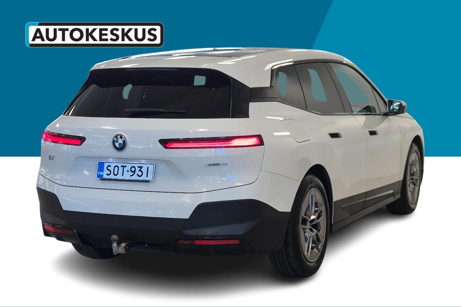BMW iX iso kuva 5
