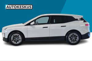 BMW iX esikatselu 8