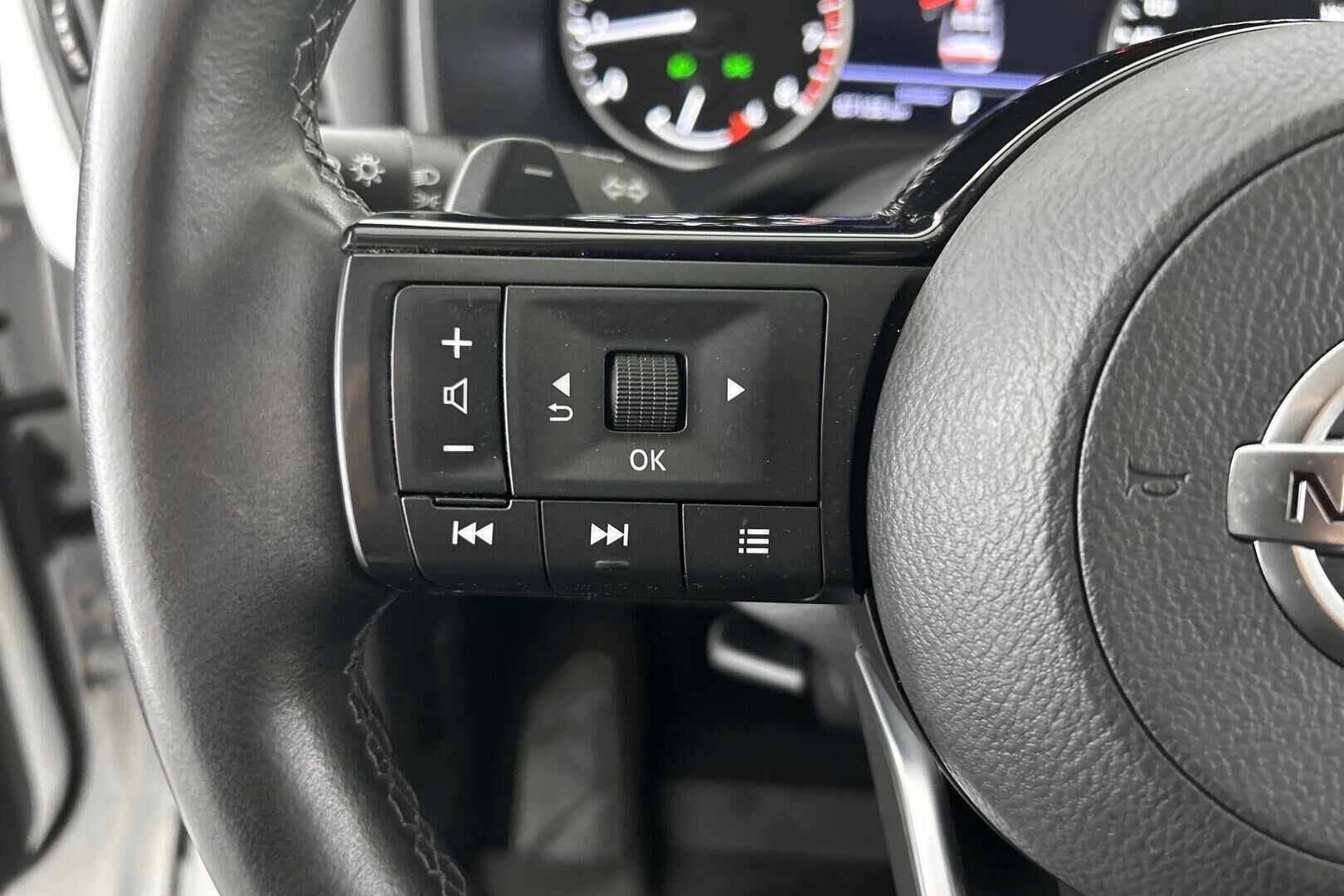 Nissan Qashqai iso kuva 20