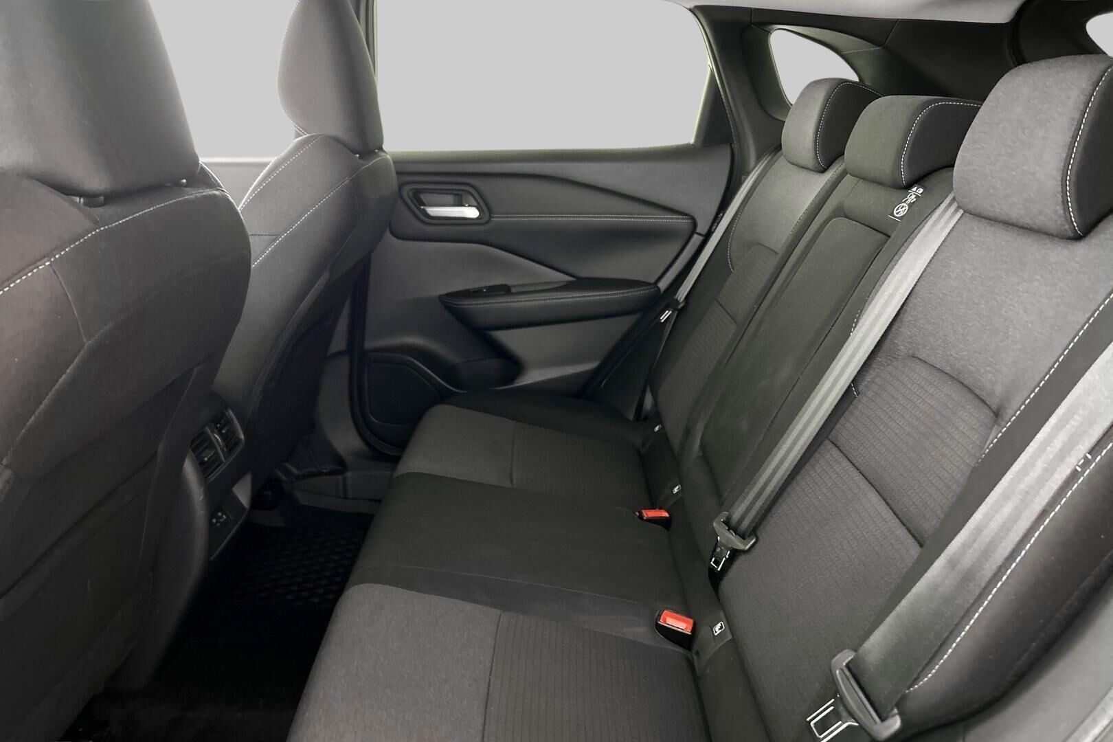 Nissan Qashqai iso kuva 10
