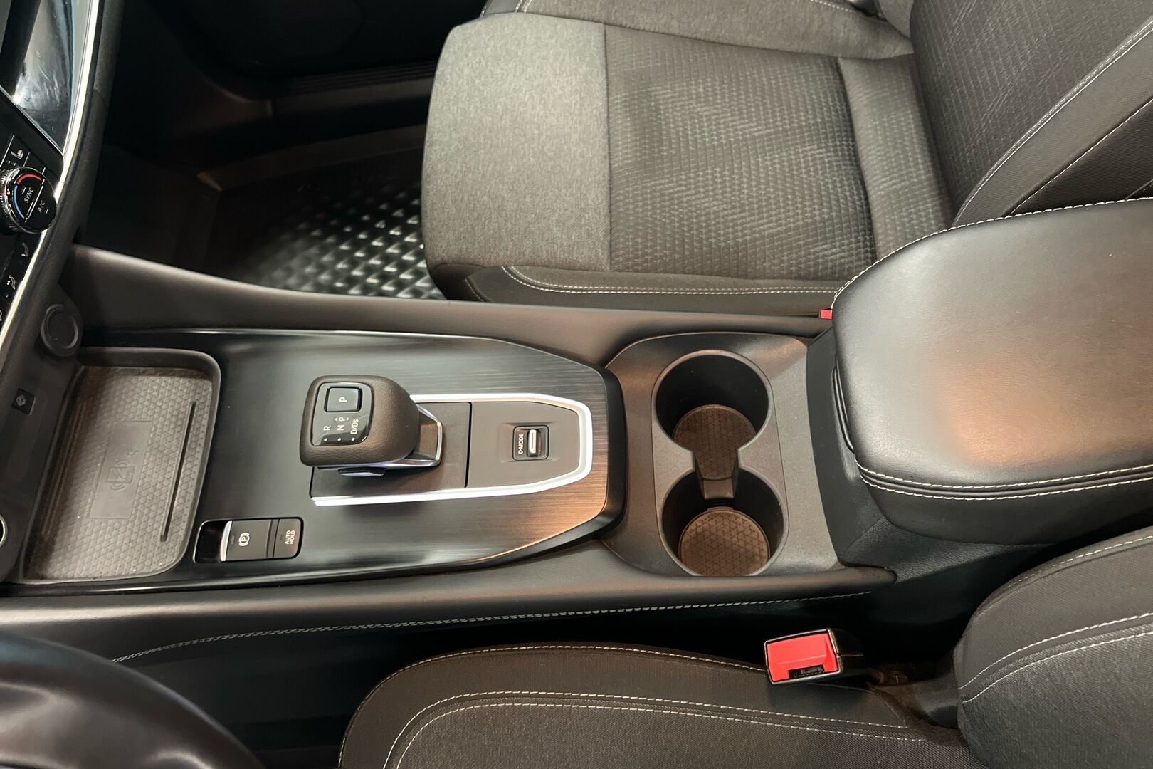 Nissan Qashqai iso kuva 21