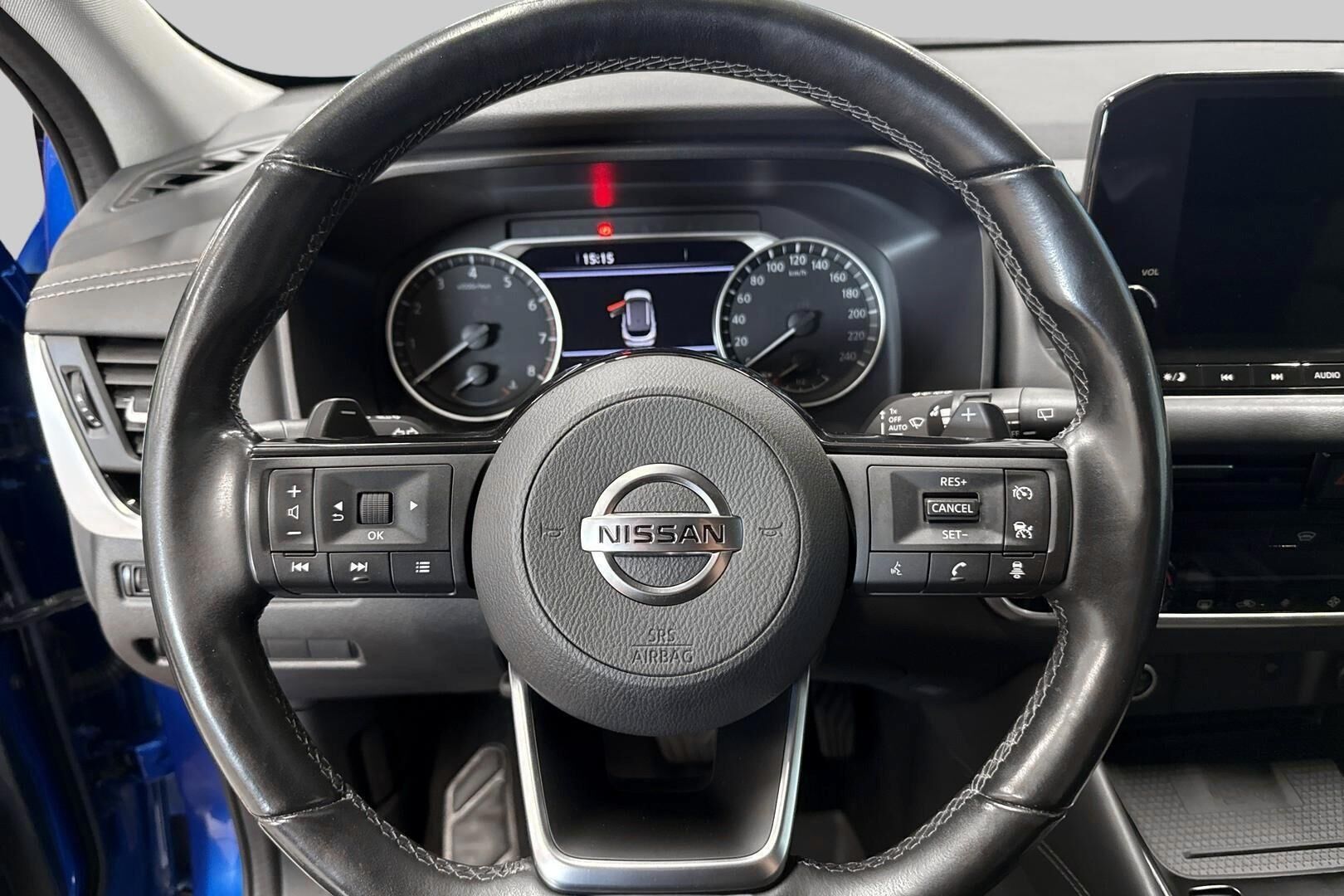 Nissan Qashqai iso kuva 16