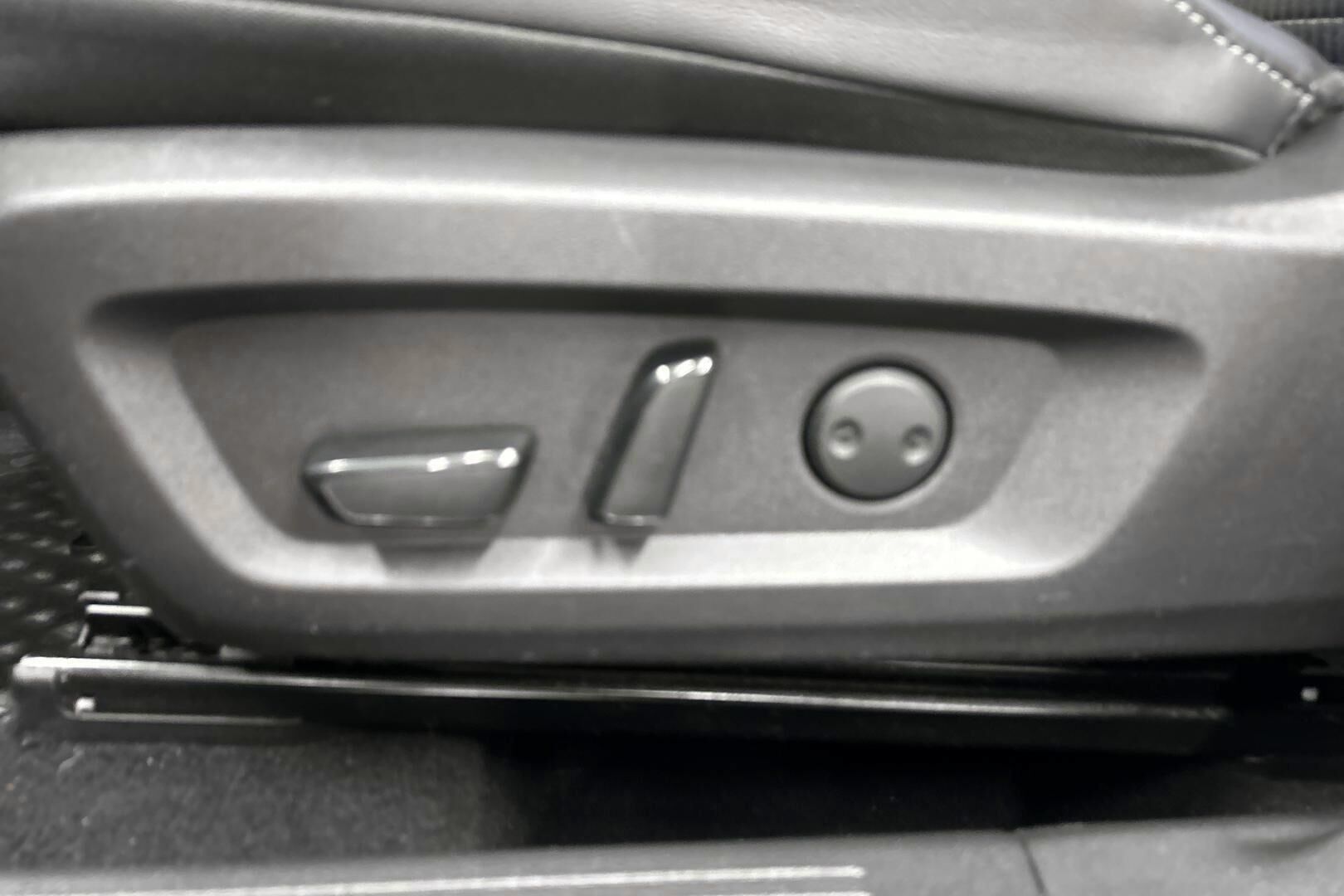 Nissan Qashqai iso kuva 25