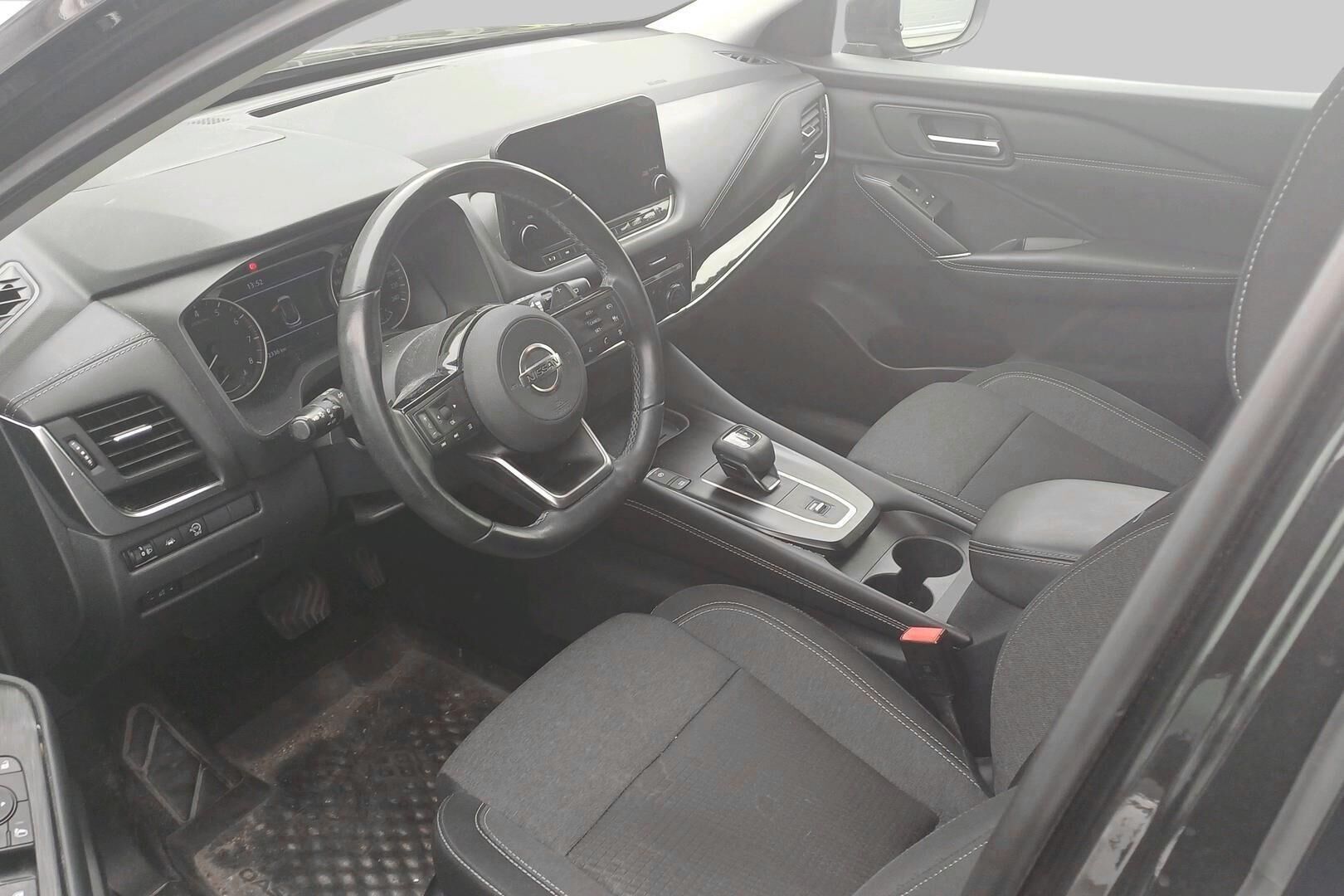 Nissan Qashqai iso kuva 2