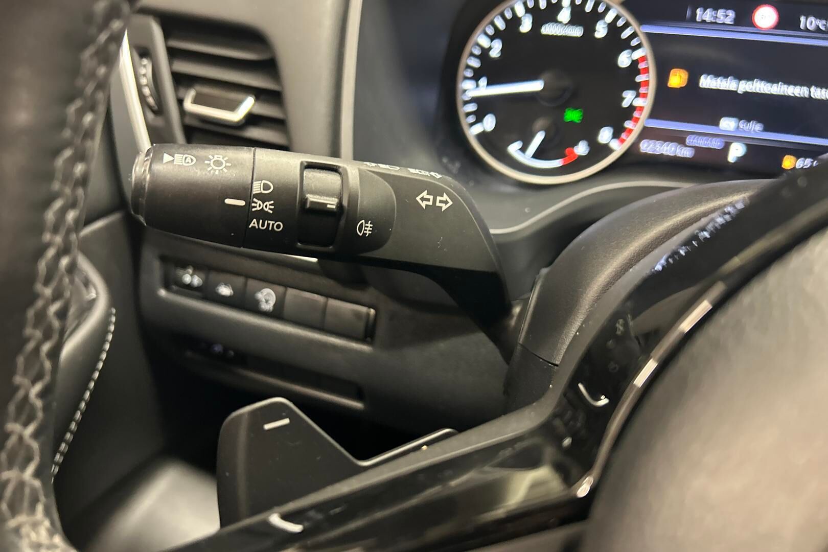 Nissan Qashqai iso kuva 6