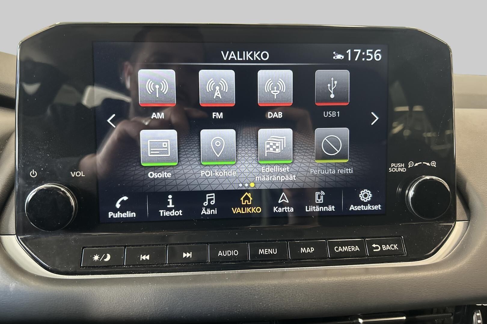 Nissan Qashqai iso kuva 16