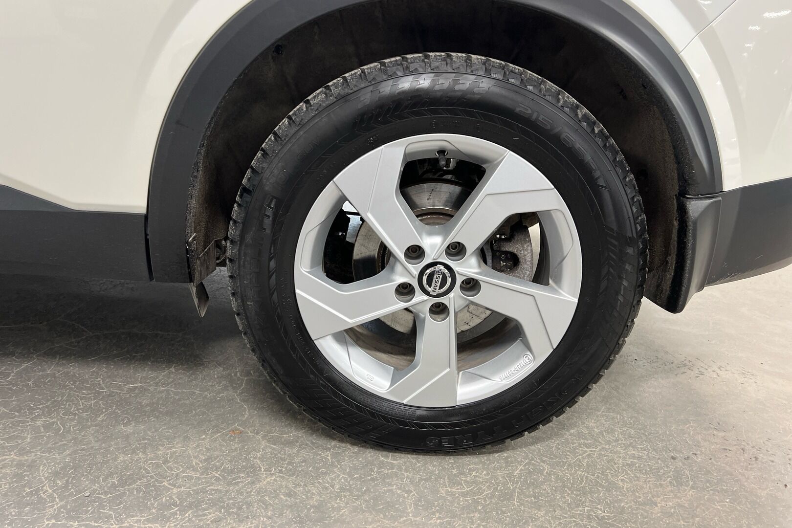 Nissan Qashqai iso kuva 11