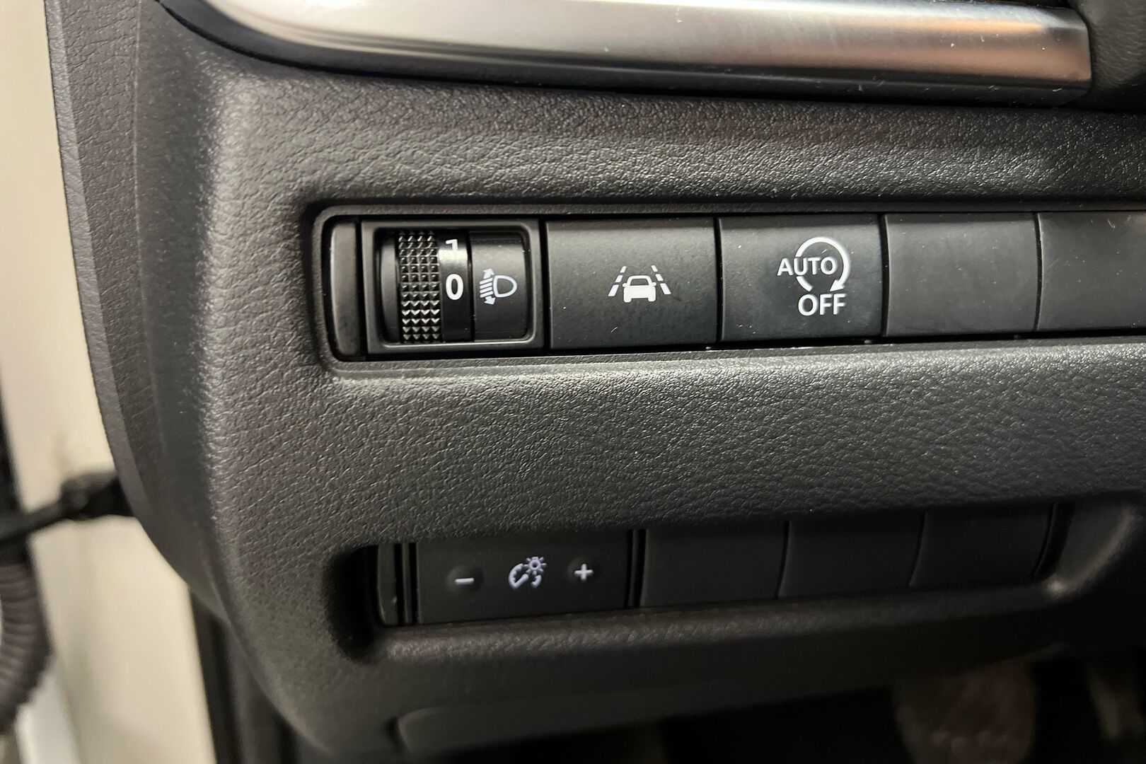 Nissan Qashqai iso kuva 15
