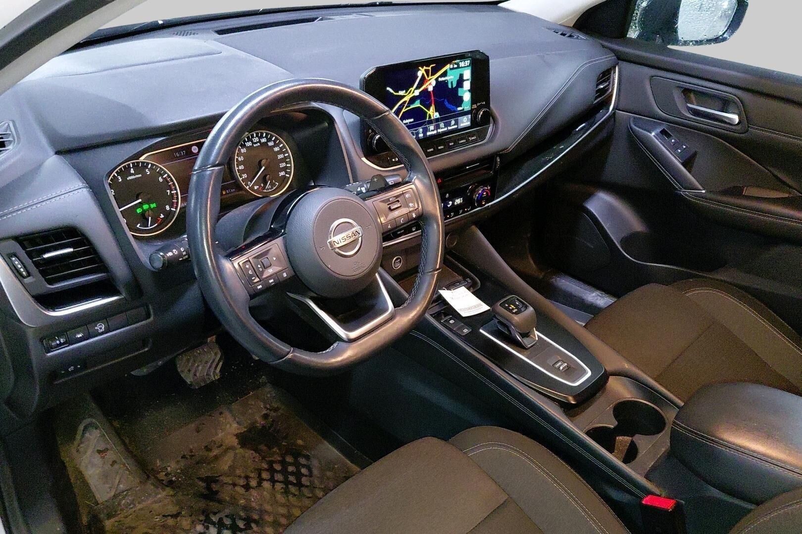 Nissan Qashqai iso kuva 2