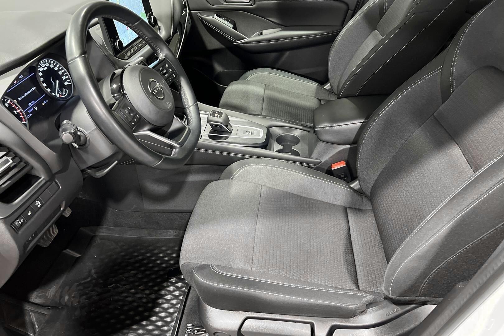 Nissan Qashqai iso kuva 7